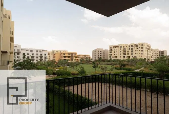1-bedroom apartment 77 m² for sale in O West