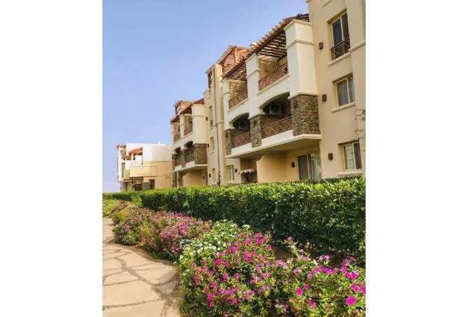 2-bedroom chalet 100 m² for sale in Blue Blue