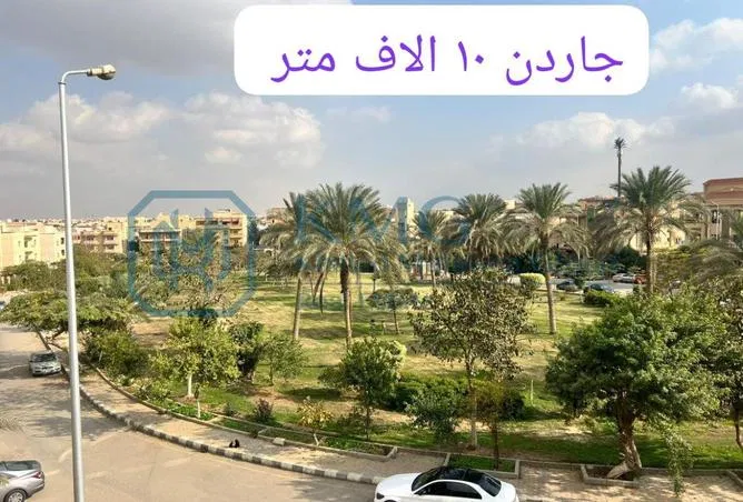 4-bedroom apartment 230 m² for sale in Zakaria Ahmed St.