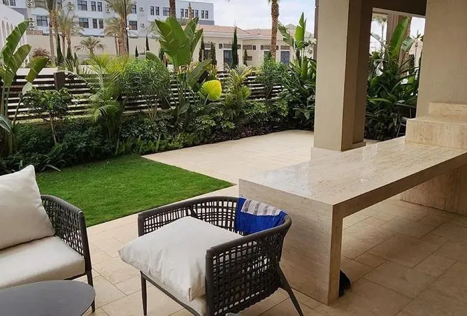 2-bedroom chalet 90 m² for sale in Bungalows