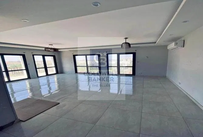 3-bedroom apartment 225 m² for sale in Villette