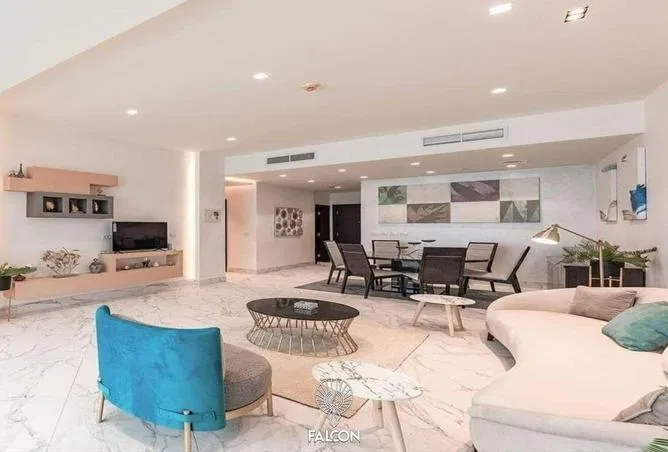 3-bedroom apartment 245 m² for sale in Latin District