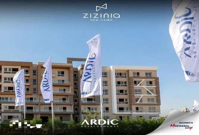5-bedroom duplex 412 m² for sale in Zizinia Al Mostakbal