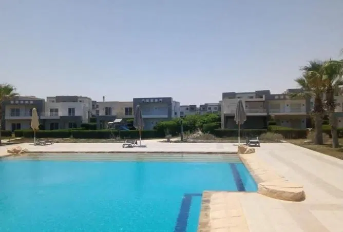 1-bedroom chalet 58 m² for sale in Amwaj