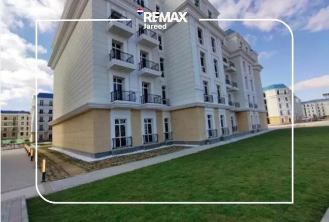 1-bedroom chalet 80 m² for sale in Latin District