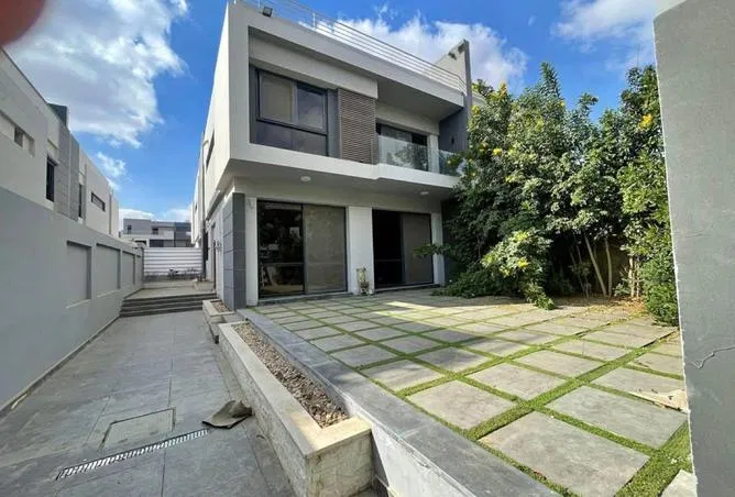 4-bedroom villa 213 m² for sale in Patio Al Zahraa