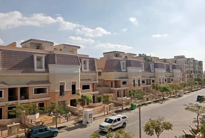 4-bedroom townhouse 212 m² for sale in Sarai, S1