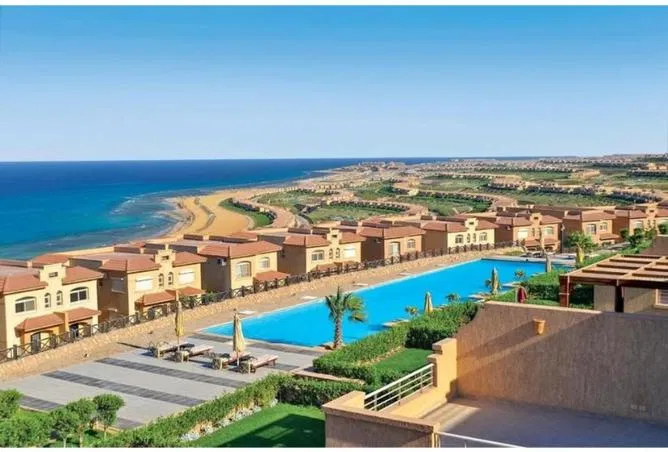 3-bedroom chalet 130 m² for sale in Telal Al Sokhna
