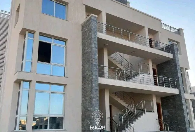 شاليه 3 غرف 80 م² للبيع في مارينا 5