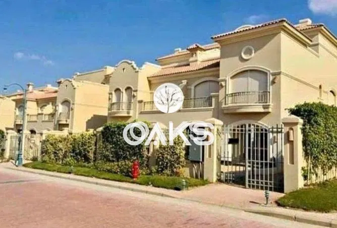 4-bedroom villa 235 m² for sale in El Patio Town