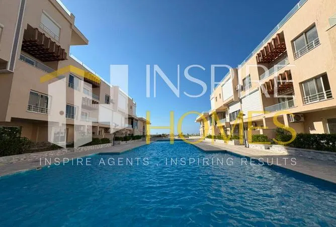 1-bedroom chalet 65 m² for sale in Direction White