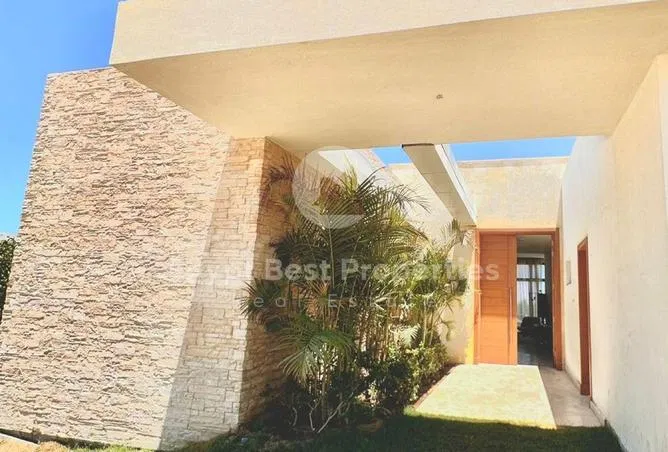 1-bedroom chalet 90 m² for sale in Almaza Bay