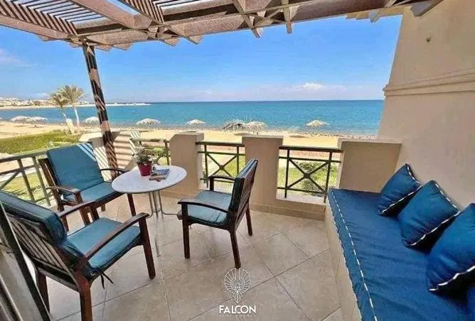شاليه غرفتين 108 م² للبيع في Telal Al Sokhna