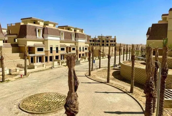 4-bedroom townhouse 206 m² for sale in Sarai, S1