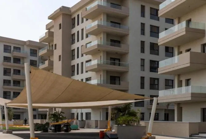 3-bedroom apartment 133 m² for sale in Al Burouj Compound