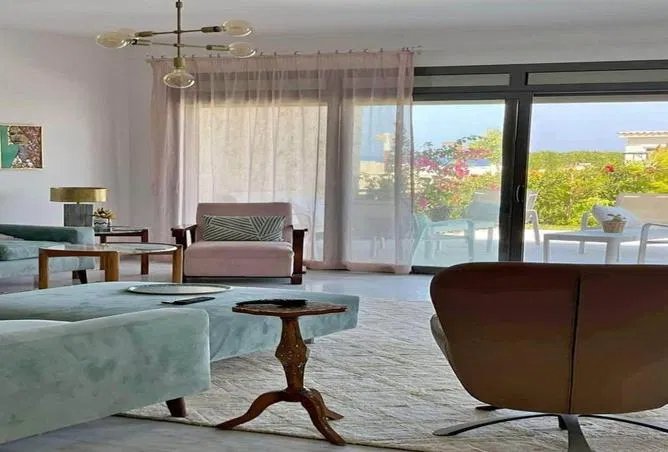 2-bedroom chalet 114 m² for sale in Salt
