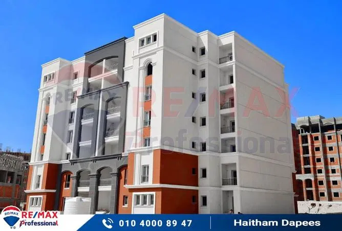 3-bedroom apartment 178 m² for sale in Alex West
