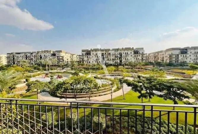 3-bedroom apartment 181 m² for sale in SODIC East
