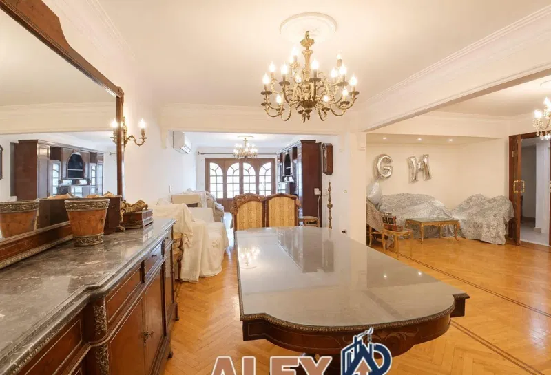 3-bedroom apartment 245 m² for sale in Roushdy St.