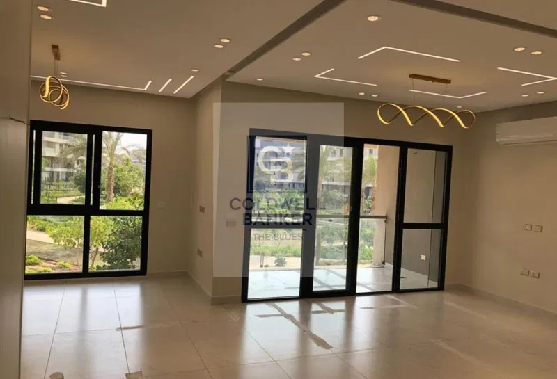 دوبلكس 4 غرف 290 م² للبيع في فيليت، Villette