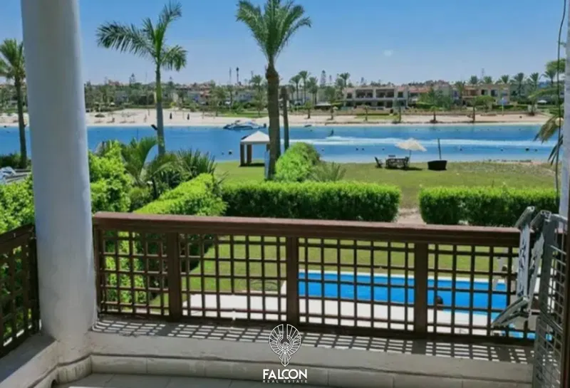 3-bedroom chalet 185 m² for sale in Marina 8