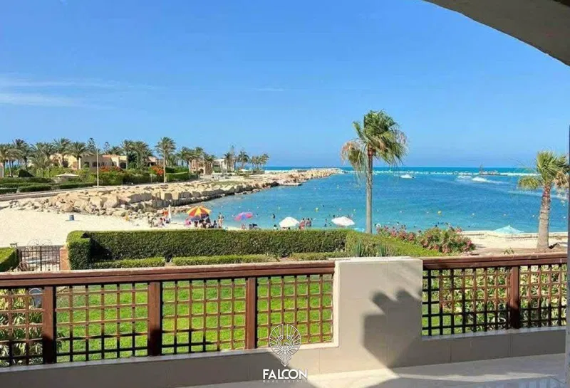 2-bedroom chalet 150 m² for sale in Marina 8