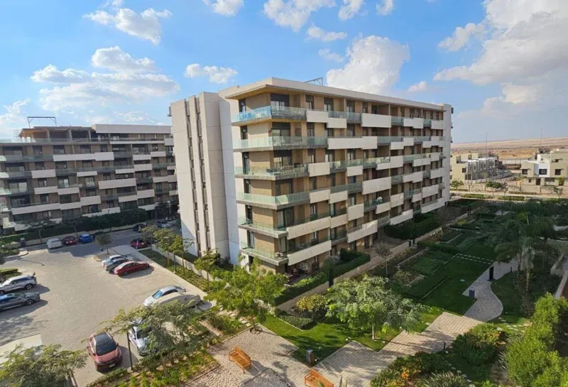 3-bedroom apartment 130 m² for sale in Al Burouj Compound