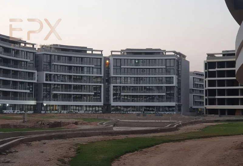 3-bedroom apartment 157 m² for sale in Lakefront