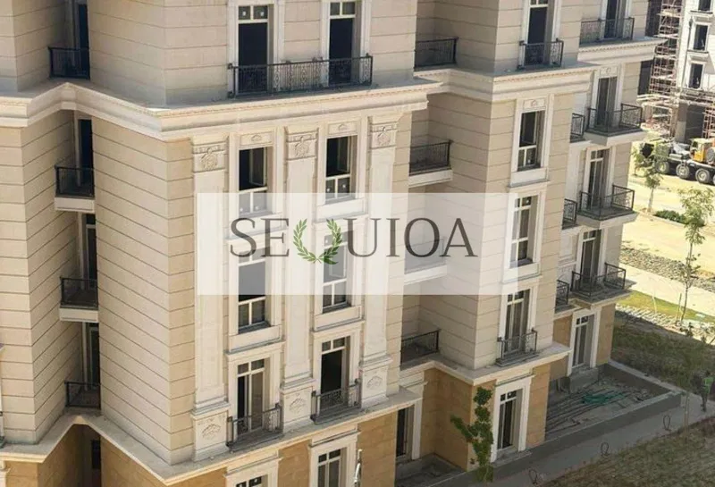 4-bedroom apartment 214 m² for sale in Latin District