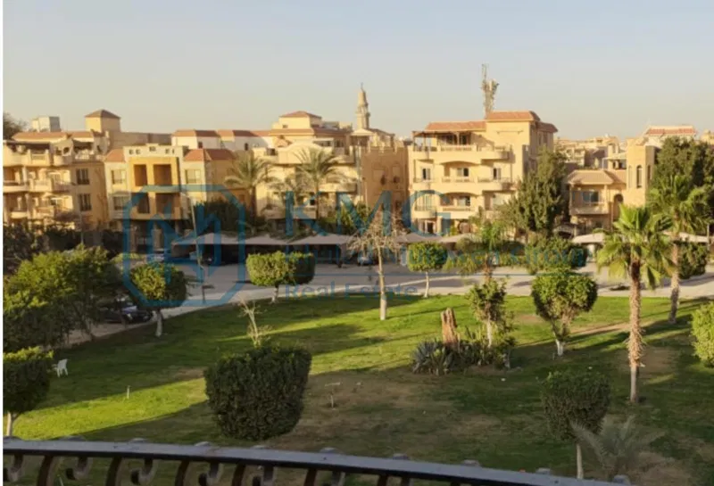 شقة 4 غرف 285 م² للبيع في West Golf Extension
