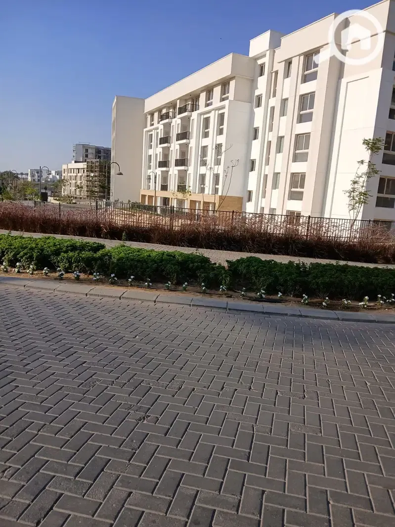 Finished and Ready with Installment Apartment for sale Golf View in Uptown Cairo Mokattam by Emaar