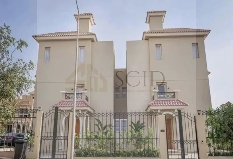 تاون هاوس 3 غرف 185 م² للبيع في Mountain View Chill Out Park