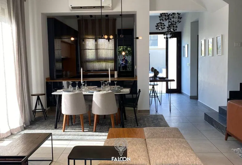 4-bedroom duplex 205 m² for sale in Sarai, S2