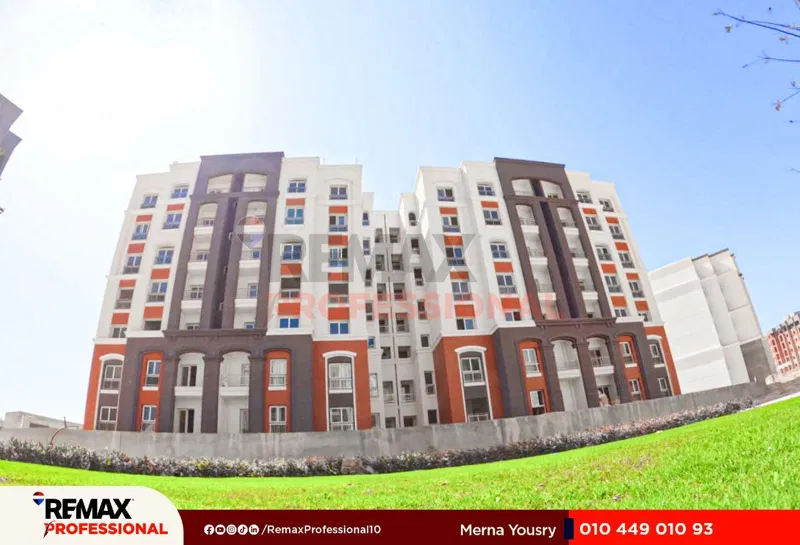 4-bedroom apartment 218 m² for sale in Alex West