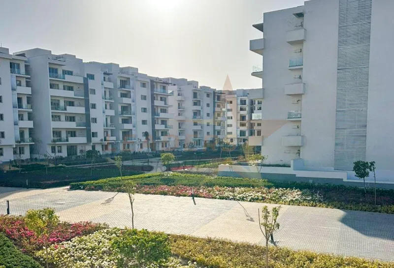 2-bedroom apartment 142 m² for sale in Mazarine