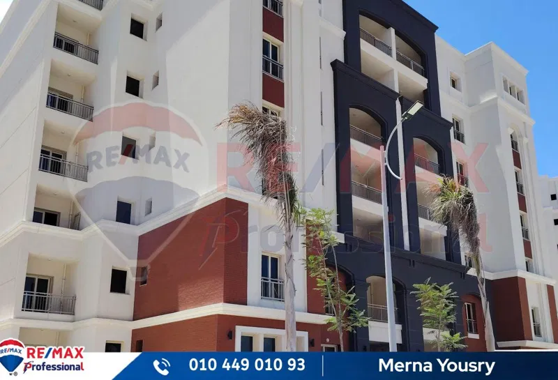 4-bedroom apartment 218 m² for sale in Alex West