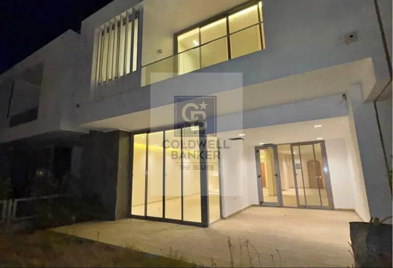 3-bedroom townhouse 160 m² for sale in 5th Settlement Compounds