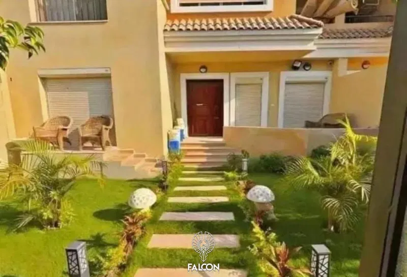 4-bedroom villa 212 m² for sale in Sarai, S1