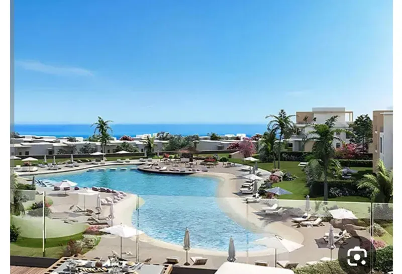 1-bedroom chalet 80 m² for sale in Seashore