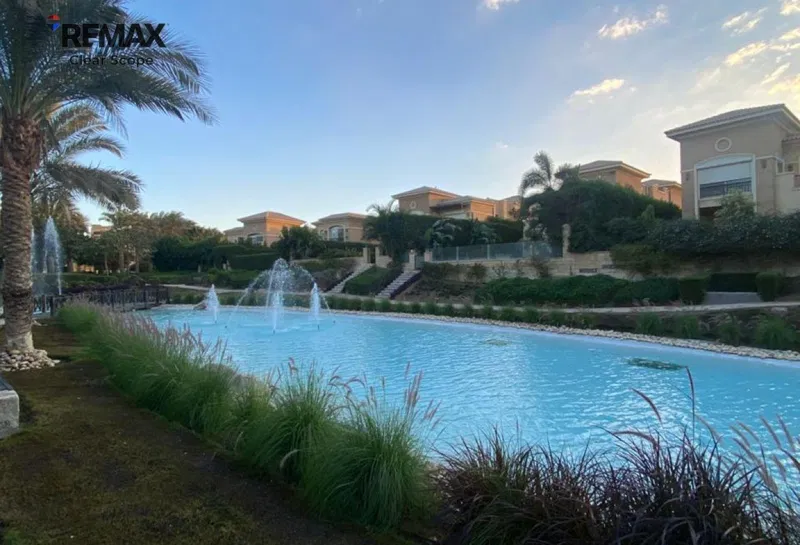 3-bedroom ivilla 282 m² for sale in Telal East