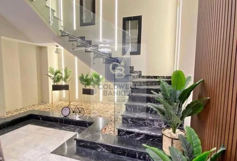 4-bedroom twin house 200 m² for sale in Taj City