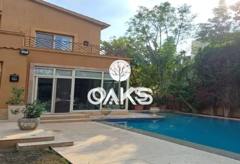 5-bedroom villa 388 m² for sale in El Rehab Extension