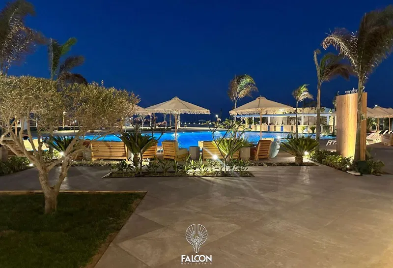 2-bedroom chalet 110 m² for sale in Seashore