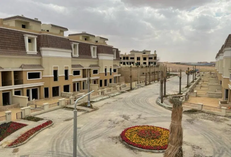 تاون هاوس 5 غرف 239 م² للبيع في سراي، Elm Tree Park