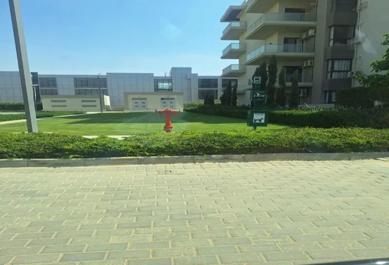 شقة غرفتين 121 م² للبيع في The Address East