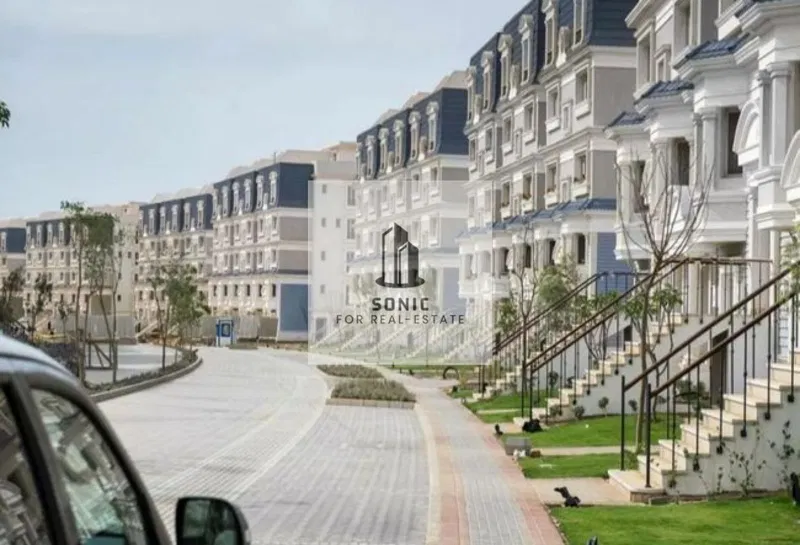 3-bedroom ivilla 240 m² for sale in Mountain View iCity