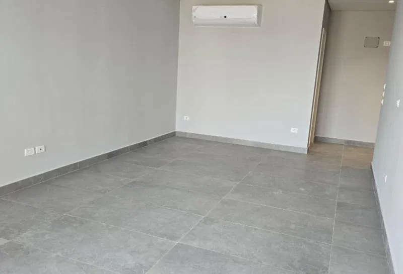 شقة 3 غرف 163 م² للبيع في فيلدج ويست، Village West