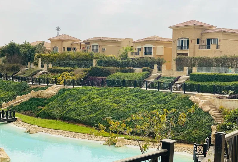 3-bedroom apartment 163 m² for sale in Stone Park