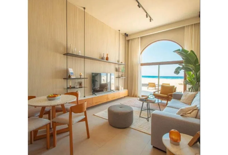 2-bedroom chalet 107 m² for sale in Hacienda West