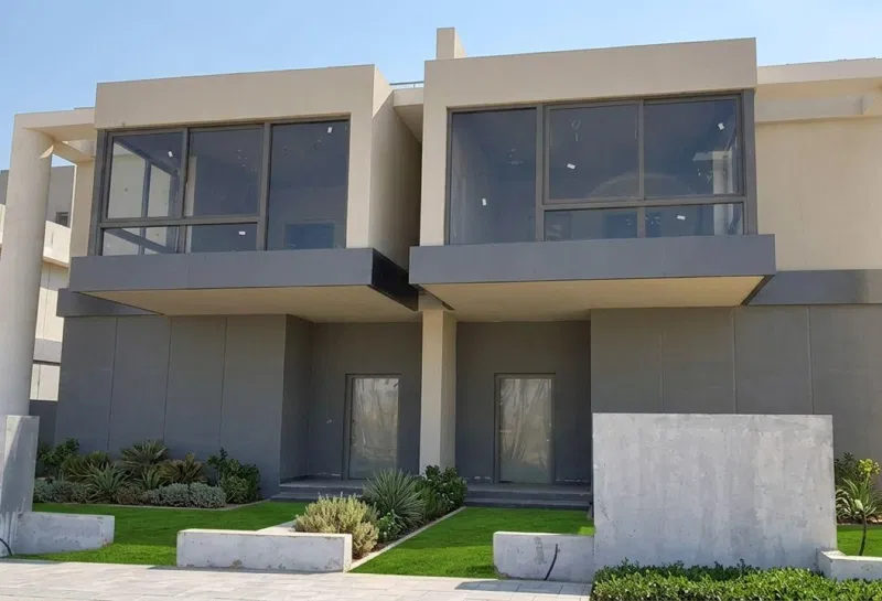 3-bedroom twin house 195 m² for sale in Bloomfields , Bloomfields